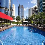 Royal On The Park