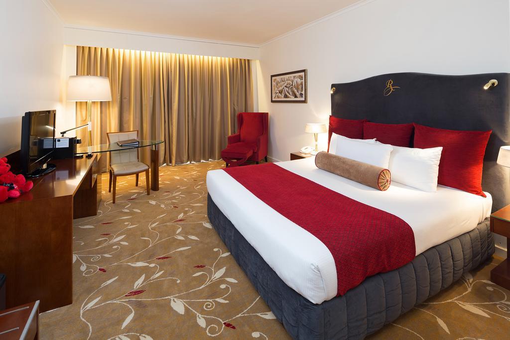 Hotel Royal On The Park 4*